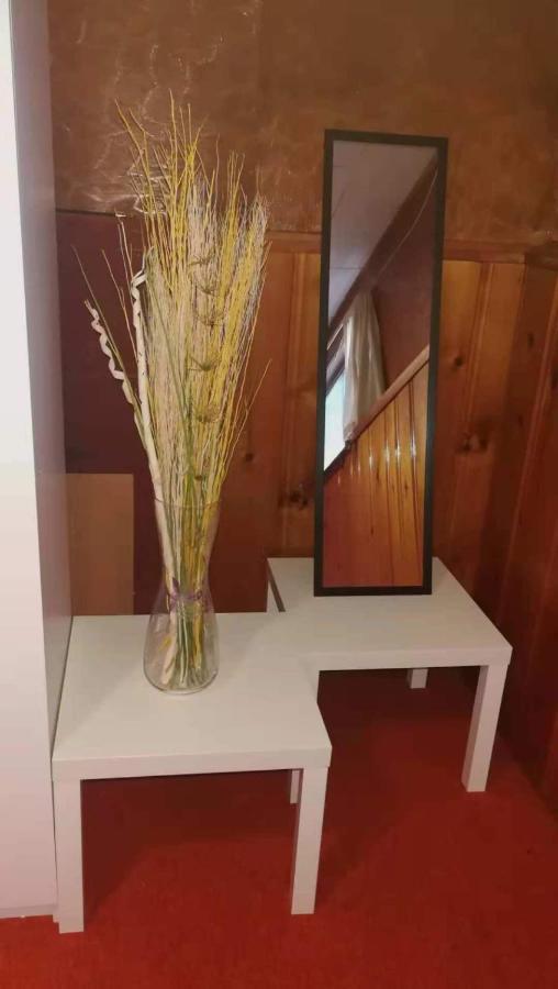 Burnaby East Home المظهر الخارجي الصورة